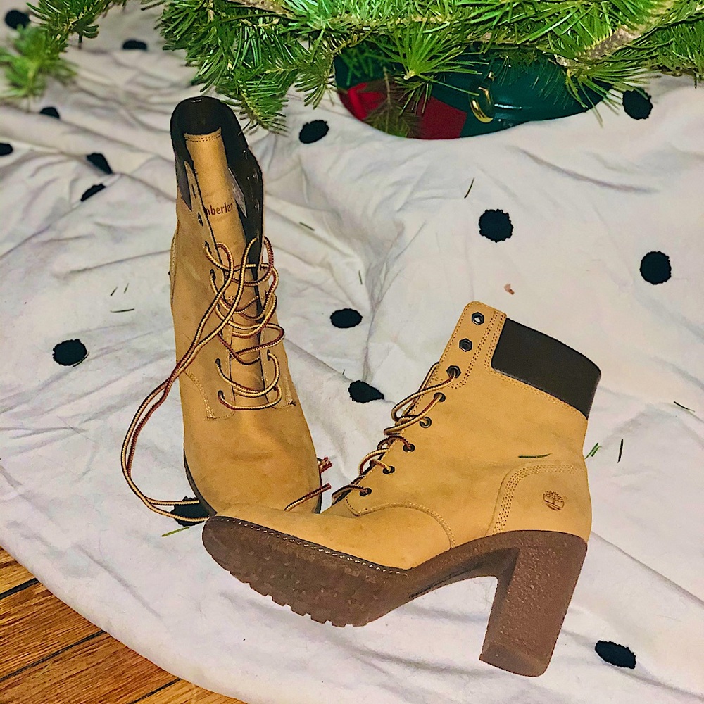 ✨Gently Worn Timberland Tillston Boot ✨